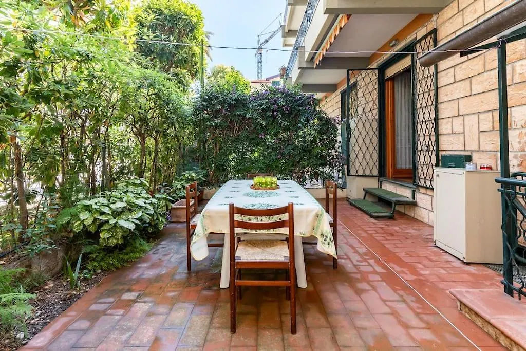 La Casa Della Nonna - Centrale - 100M Dal Mare Bordighera Italy